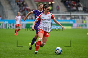 Sarah Zadrazil Google Pixel Frauen Bundesliga SGS Essen Bayern München Spielfotos 08.10.2023