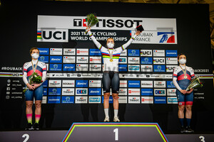 VOINOVA Anastasiia, FRIEDRICH Lea Sophie, SHMELEVA Daria: UCI Track Cycling World Championships – Roubaix 2021