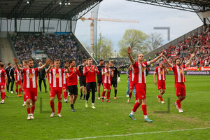 Rot-Weiss Essen feiert Sieg gegen MSV Duisburg 07.04.2024