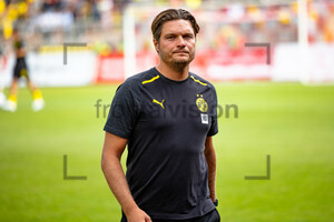 Edin Terzic Borussia Dortmund Spielfotos