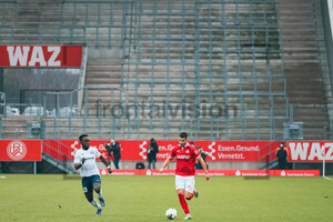 Erolind Krasniqi Rot-Weiss Essen vs. Wuppertaler SV Spielfotos 23-01-2022