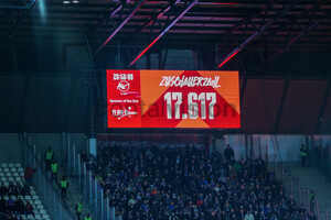 Anzeigentafel Zuschauerzahl Rot-Weiss Essen vs. VfL Osnabrück 14.03.2023