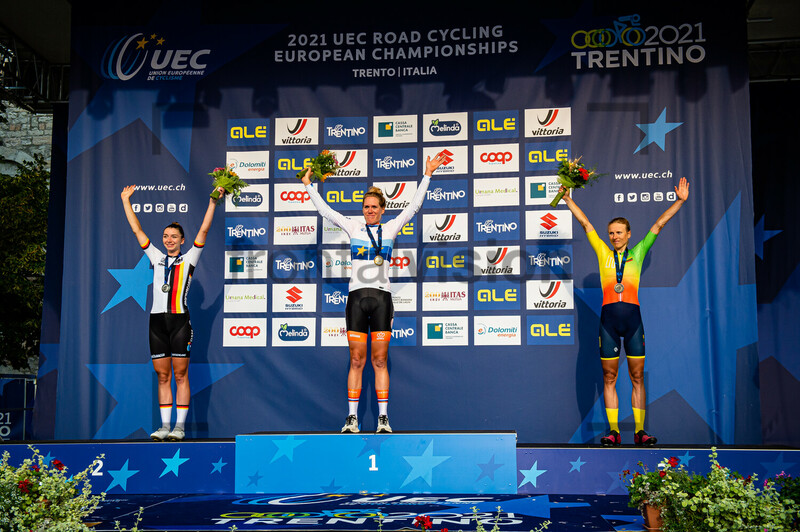 LIPPERT Liane, VAN DIJK Ellen, LELEIVYTE Rasa: UEC Road Cycling European Championships - Trento 2021 