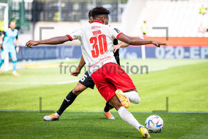 Isaiah Young Rot-Weiss Essen vs. FC Ingolstadt 04 Spielfotos 20.08.2022