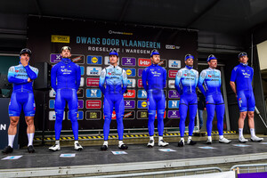 TEAM BIKEEXCHANGE: Dwars Door Vlaanderen 2022 - Men´s Race