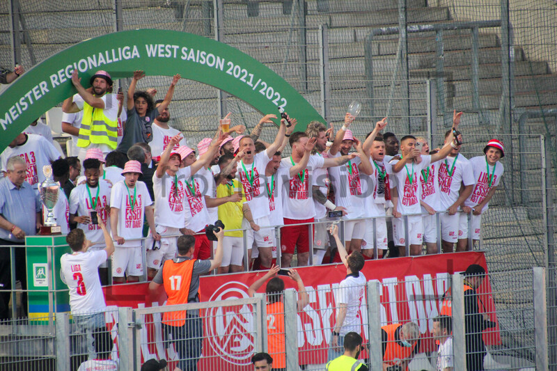 Rot-Weiss Essen Siegerehrung, Aufstieg 3. Liga 14.05.2022 
