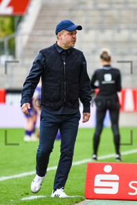 Alexander Straus Google Pixel Frauen Bundesliga SGS Essen Bayern München Spielfotos 08.10.2023