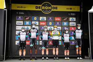 TEAM BIKEEXCHANGE: Ronde Van Vlaanderen 2021 - Women