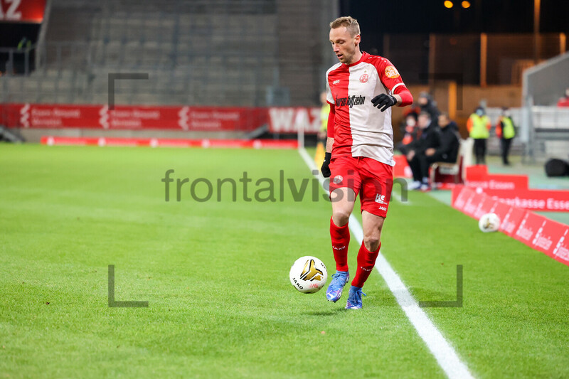 Felix Bastians Rot-Weiss Essen - Bonner SC RL-West Spielfotos 10-12-2021 