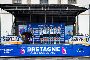 TEAM COOP-HITEC PRODUCTS: Bretagne Ladies Tour - 1. Stage