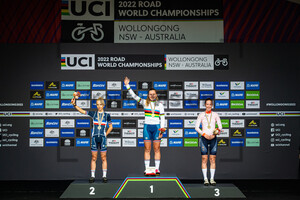 RAYER Eglantine, BACKSTEDT Zoe, VINKE Nienke: UCI Road Cycling World Championships 2022