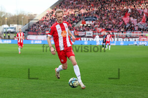 Lucas Brumme Rot-Weiss Essen vs. SpVgg Unterhaching Spielfotos 02.03.2024