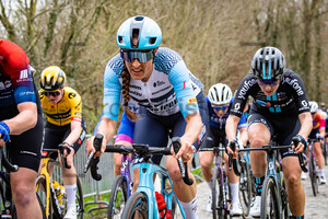 BRAND Lucinda: Dwars Door Vlaanderen 2023 - WomenÂ´s Race