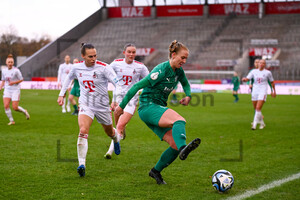 Annalena Rieke Achtelfinale DFB Pokal Frauen SGS Essen 1. FC Köln Spielfotos 25.11.2023