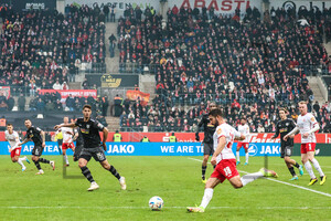 Oguzhan Kefkir Rot-Weiss Essen vs. MSV Duisburg 05.02.2023