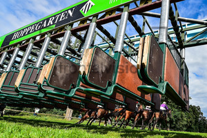 Start 5. Race: Hoppegarten - 126. Großer Preis von Berlin