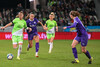 Lynn Wilms Laureta Elmazi Google Pixel Frauen Bundesliga SGS Essen VfL Wolfsburg Spielfotos 29.01.2024