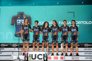 TOP GIRLS FASSA BORTOLO: Giro Donne 2021 - Teampresentation