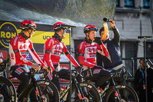 LOTTO SOUDAL: Ronde Van Vlaanderen 2022 - MenÂ´s Race