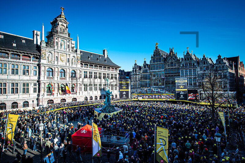 Teampresentation Antwerpen: Ronde Van Vlaanderen 2022 - MenÂ´s Race 