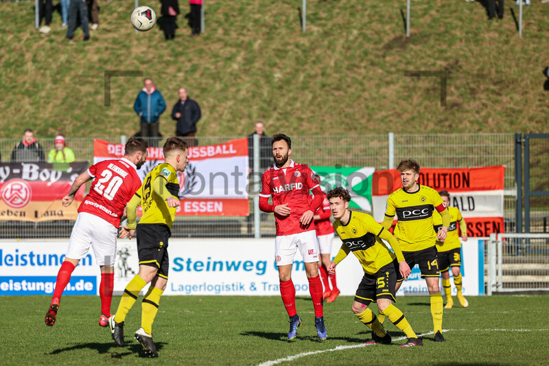 VfB  Homberg vs. Rot-Weiss Essen Spielfotos 12-02-2022 