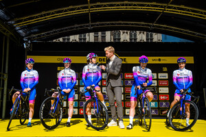 TEAM BIKEEXCHANGE - JAYCO: Ronde Van Vlaanderen 2022 - WomenÂ´s Race