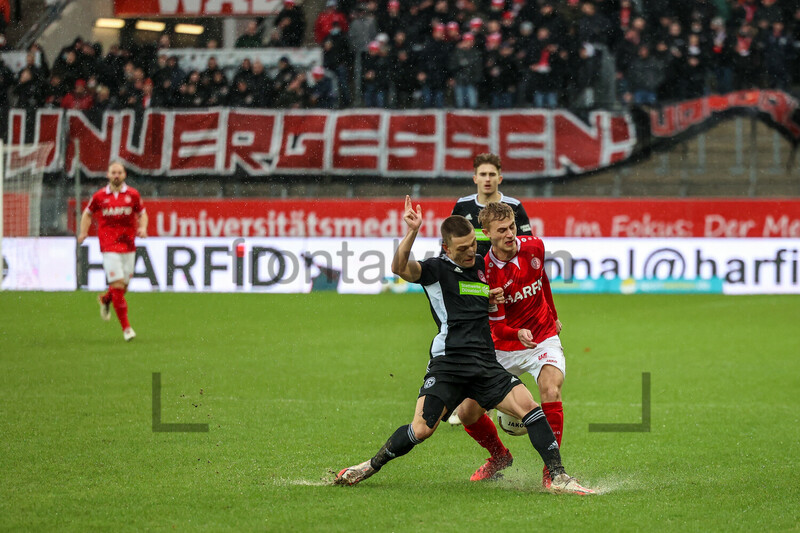 Cedric Harenbrock Rot-Weiss Essen vs. Fortuna Düsseldorf 2 Spielfotos 06-02-2022 