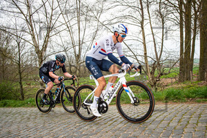 SWIFT Ben: Dwars Door Vlaanderen 2022 - MenÂ´s Race