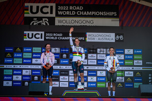 VAN ANROOIJ Shirin, GUAZZINI Vittoria, BAUERNFEIND Ricard: UCI Road Cycling World Championships 2022