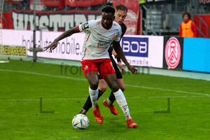 Mustafa Kourouma Rot-Weiss Essen vs. Hallescher FC 14.01.2023