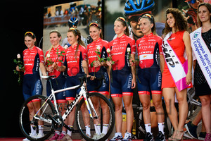 COGEAS METTLER LOOK PRO CYCLING TEAM: Giro Rosa Iccrea 2019 - Teampresentation