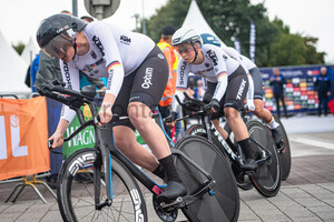KLEIN Lisa, KOCH Franziska KRÖGER Mieke: UEC Road Cycling European Championships - Drenthe 2023