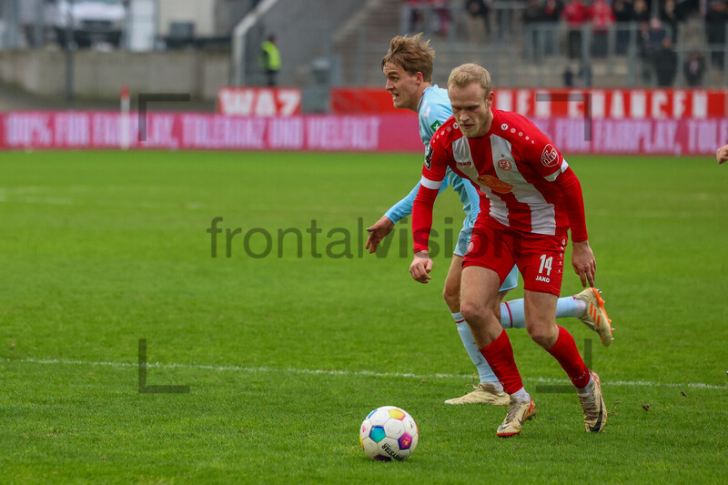Lucas Brumme Rot-Weiss Essen vs. 1. FC Köln Spielfotos 06.01.2024 