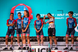 CERATIZIT - WNT PRO CYCLING TEAM: Giro Donne 2021 - Teampresentation