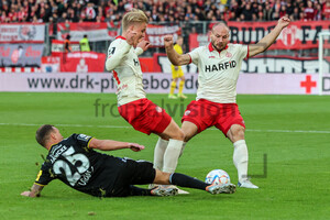 Tobias Jänicke, Felix Götze, Felix Herzenbruch Rot-Weiss Essen vs. 1. FC Saarbrücken Spielfotos 19.09.2022