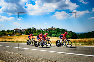 COGEAS METTLER LOOK PRO CYCLING TEAM: Giro Rosa Iccrea 2019 - 1. Stage