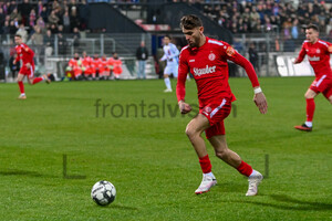 Leonado Vonic (RWE) KFC Uerdingen vs. Rot-Weiss Essen Spielfotos 06.03.2024