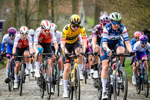 RIEDMANN Linda: Dwars Door Vlaanderen 2023 - WomenÂ´s Race