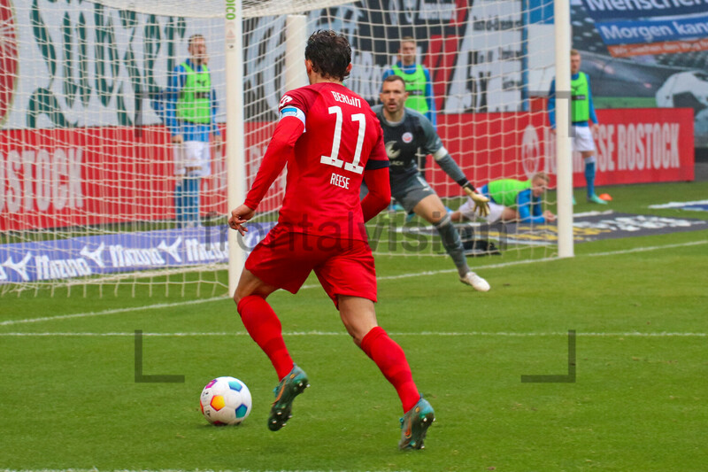 Fabian Reese Hansa Rostock vs. Hertha BSC Spielfotos 05.11.2023 