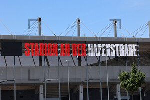 Stadion an der Hafenstraße Schriftzug Rot-Weiss Essen