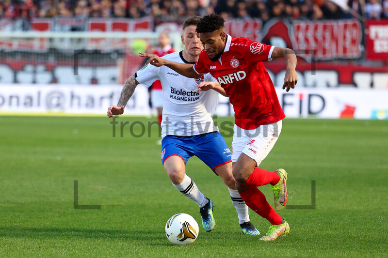 Isiah Young Rot-Weiss Essen vs. KFC Uerdingen Spielfotos 19-03-2022 