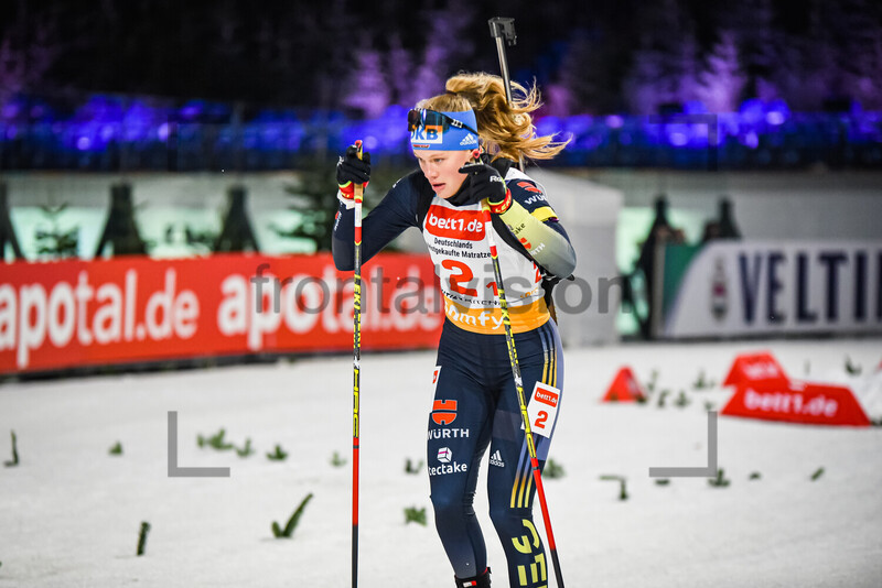 Charlotte Gallbronner WTC Biathlon auf Schalke 28-12-2022 