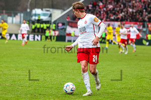 Felix Götze Rot-Weiss Essen vs. Borussia Dortmund U23 19.02.2023