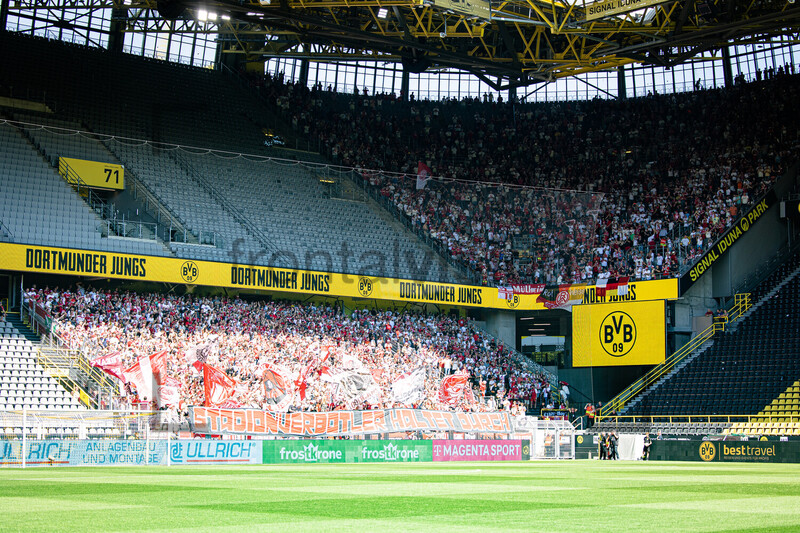 Rot-Weiss Essen Fans in Dortmund Support 13.08.2022 