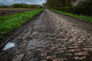 Mérignies to Avelin: Paris-Roubaix - Cobble Stone Sectors
