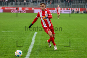 Marvin Obuz Rot-Weiss Essen vs. 1. FC Köln Spielfotos 06.01.2024