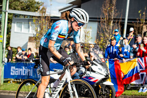 VAN DE VELDE Julie: UCI Road Cycling World Championships 2022