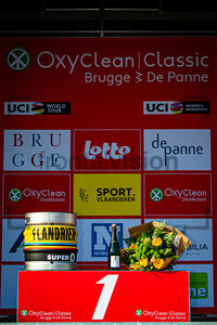 Podium: Oxyclean Classic Brügge - De Panne 2021 - Men