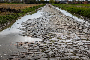 Tilloy to Sars-et-RosiÃ¨res: Paris-Roubaix - Cobble Stone Sectors