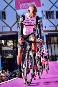 JIM Songezo: 99. Giro d`Italia 2016 - Teampresentation